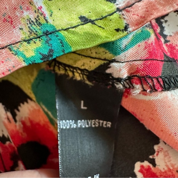 1203 A. Byer Green and Blue Ruffled Cap Sleeve Blouse - Picture 3 of 10